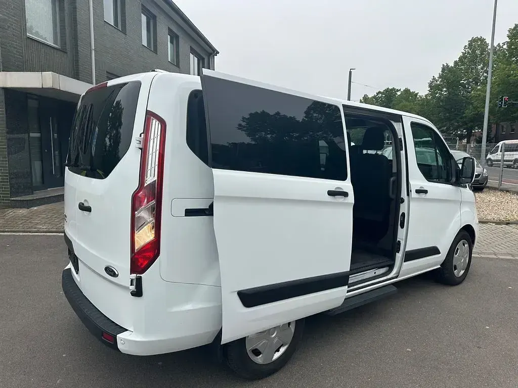 Usata Ford Transit 107 CV (78 kW) 2020 Bianco Monovolume