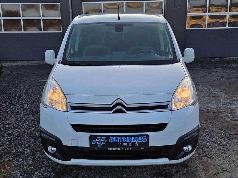Gebraucht Citroën Berlingo SELECTION 120 PS (88 kW) 2015 Lack weiss banquise Van / Kleinbus