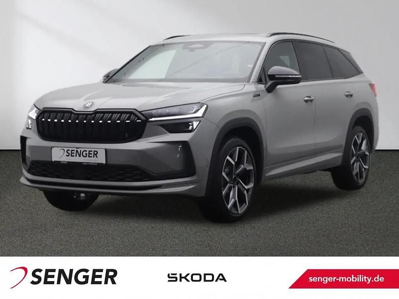 Grau Gebraucht 2025 Skoda Kodiaq SportLine SUV | 53.990 € (Fairer Preis) - Bild 1/1