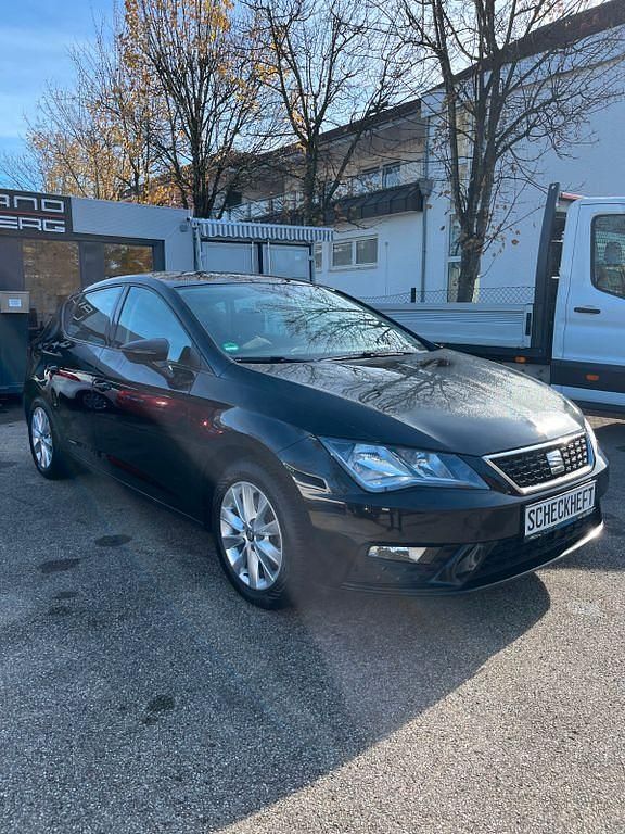 Schwarz Gebraucht 2019 Seat Leon Style Limousine | 10.890 € (Guter Preis) - Bild 1/4