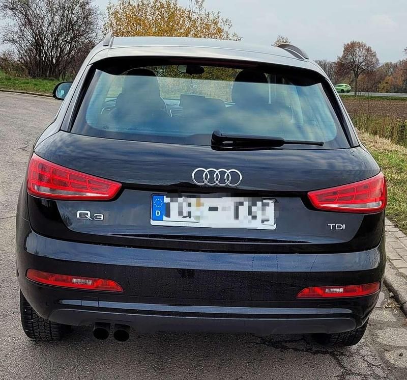 Gebraucht Audi Q3 140 PS (102 kW) 2012 Schwarz SUV