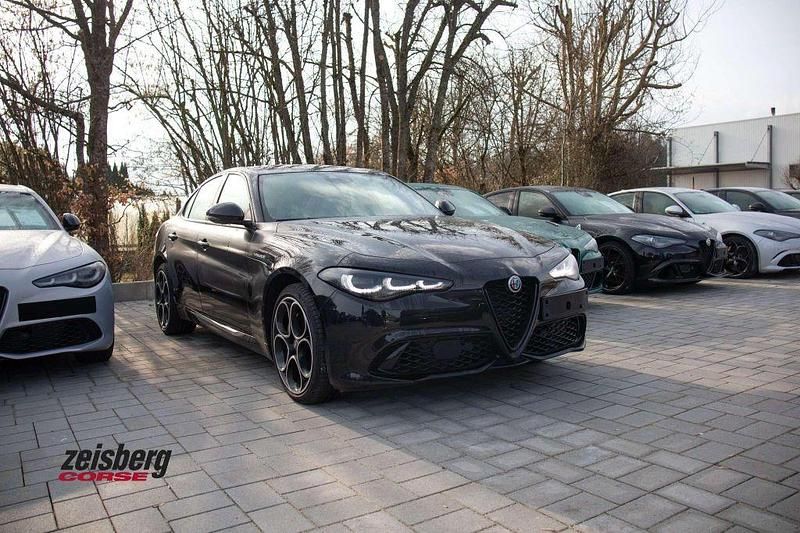 Gebraucht Alfa Romeo Giulia Veloce 280 PS (205 kW) 2023 Nero vulcano Limousine