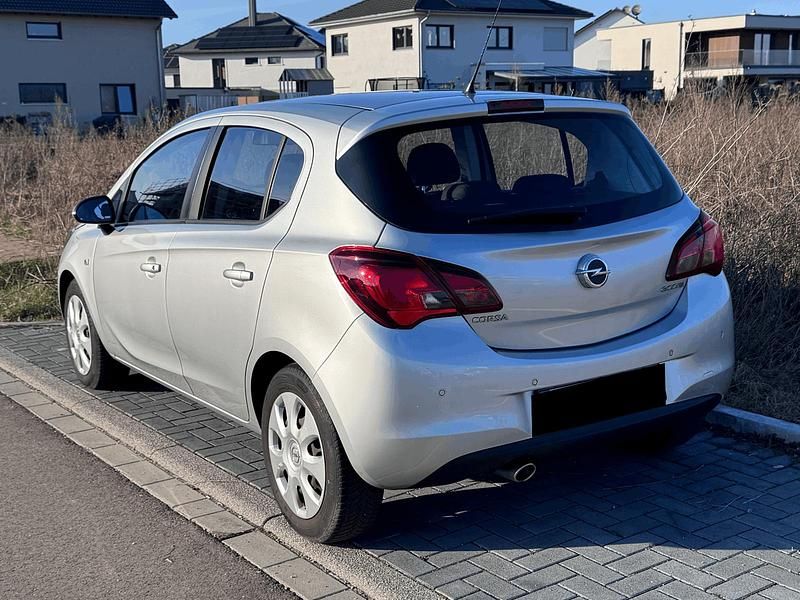 Gebraucht Opel Corsa 95 PS (69 kW) 2015 Silber Kleinwagen