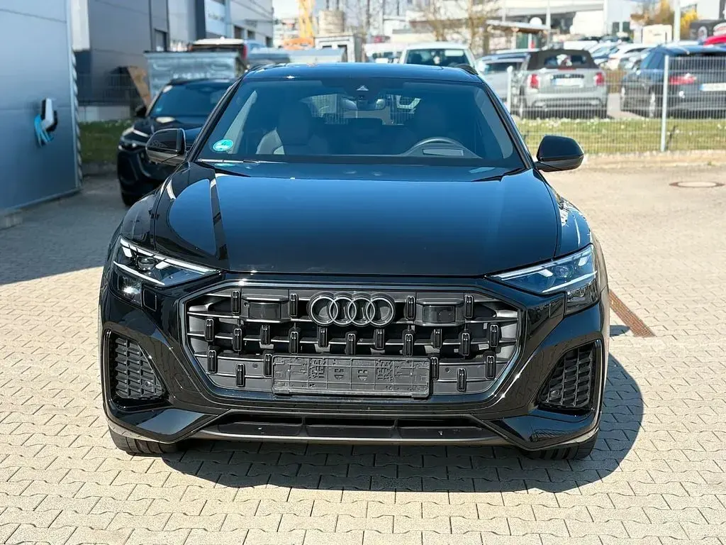 Gebraucht Audi Q8 Sport 286 PS (210 kW) 2025 Schwarz SUV