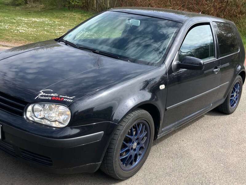 Schwarz Gebraucht 2003 VW Golf IV Ocean Limousine | 800 € (Guter Preis) - Bild 1/4