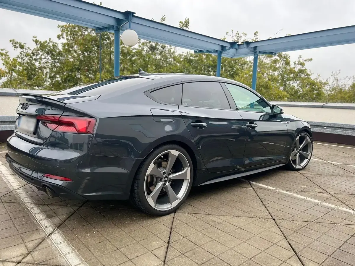 Usata Audi A5 190 CV (139 kW) 2019 Grigio Coupé