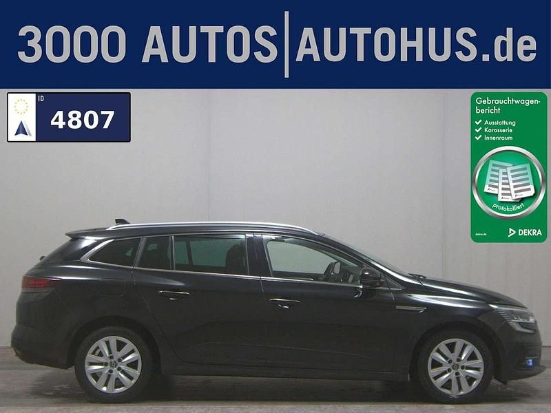 Gebraucht Renault Mégane GrandTour Intens 116 PS (85 kW) 2021 Metallic black pearl schwarz (metallic) Kombi