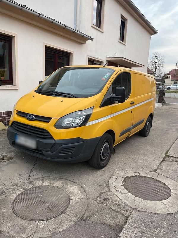 Usado Ford Transit 102 HP (75 kW) 2015 Amarelo Monovolume