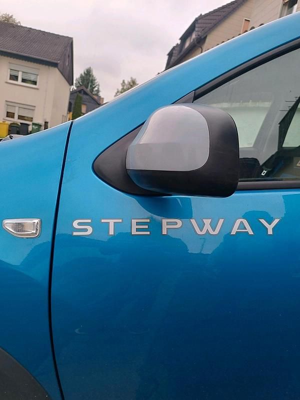 Blau Gebraucht 2019 Dacia Duster Stepway SUV | 7.600 € - Bild 1/4