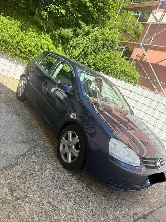 Gebraucht VW Golf IV 105 PS (77 kW) 2005 Blau Limousine