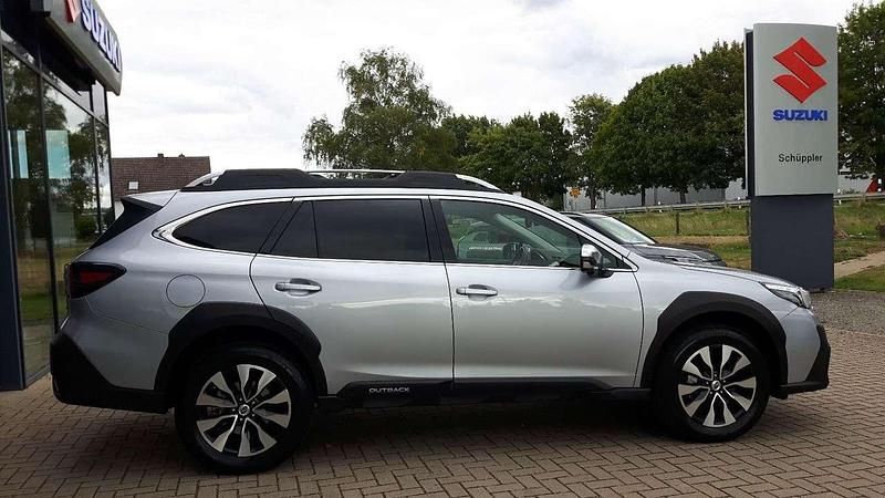 Gebraucht Subaru Outback Platinum 169 PS (124 kW) 2025 Silber SUV