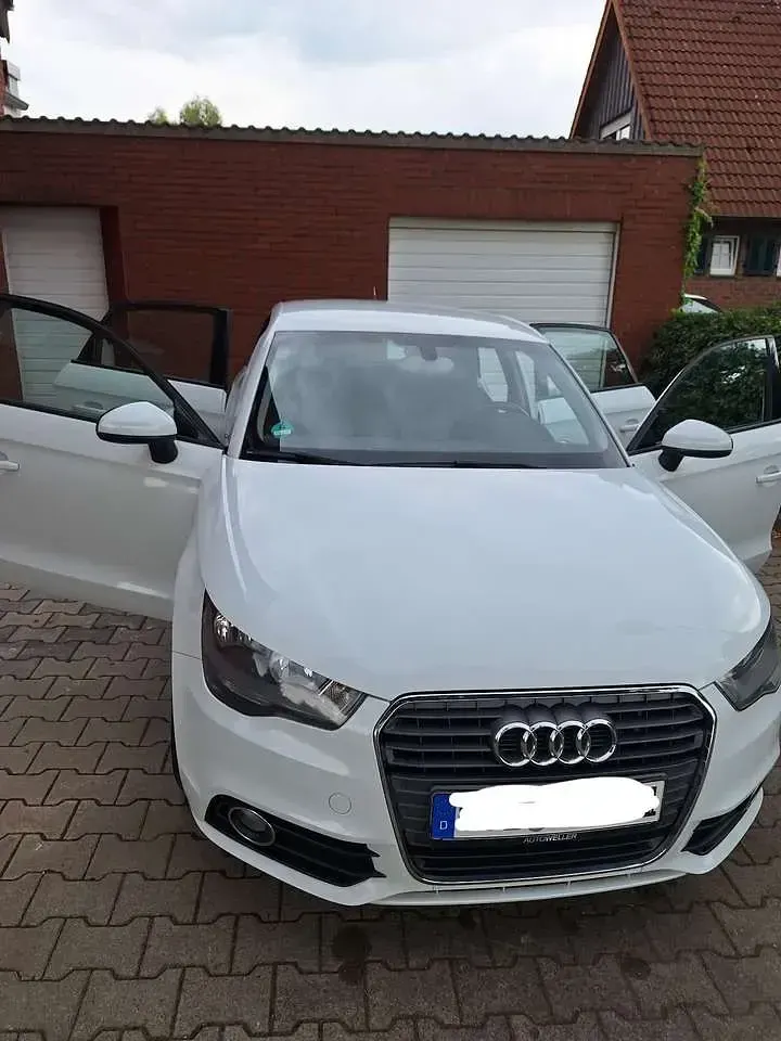 Gebraucht Audi A1 Ambition 86 PS (63 kW) 2012 Weiß Kleinwagen
