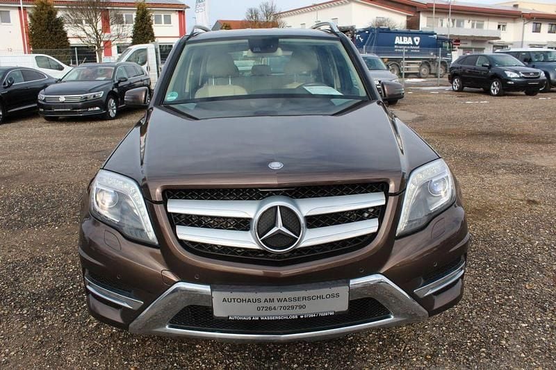 Gebraucht Mercedes GLK250 AMG 204 PS (150 kW) 2013 Braun SUV