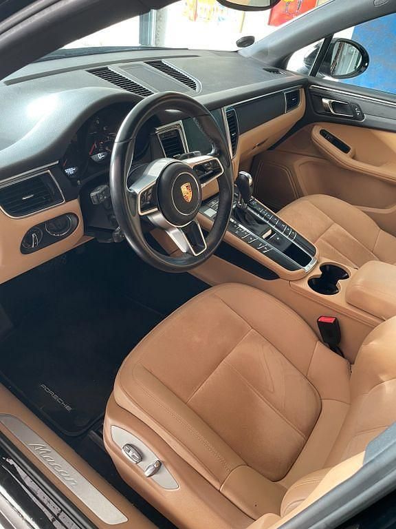 Gebraucht Porsche Macan 252 PS (185 kW) 2016 Schwarz SUV
