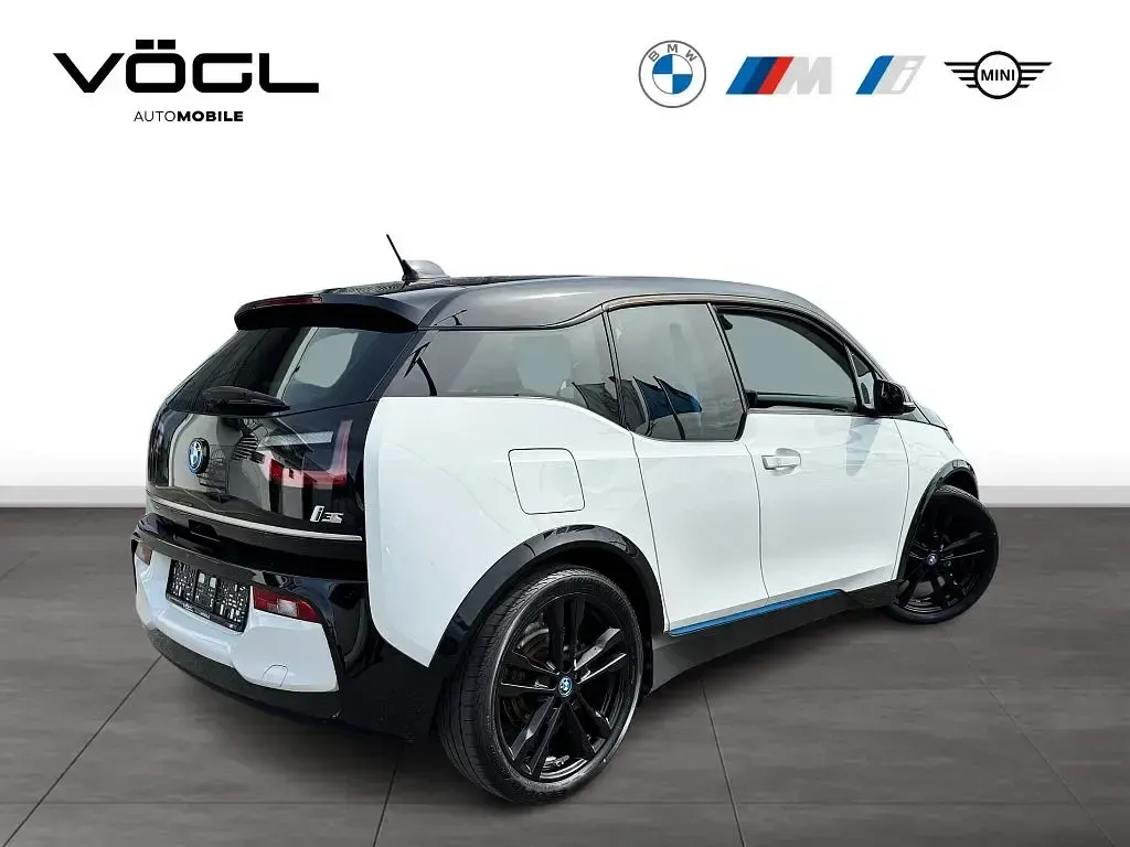 Gebraucht BMW i3 135 kW (184 PS) 2022 Capparisweiß mit akzent bmw i Kleinwagen