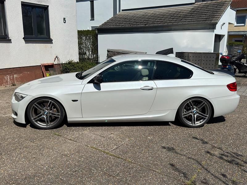 Second-hand BMW 335 326 CP (239 kW) 2012 Alb Coupe