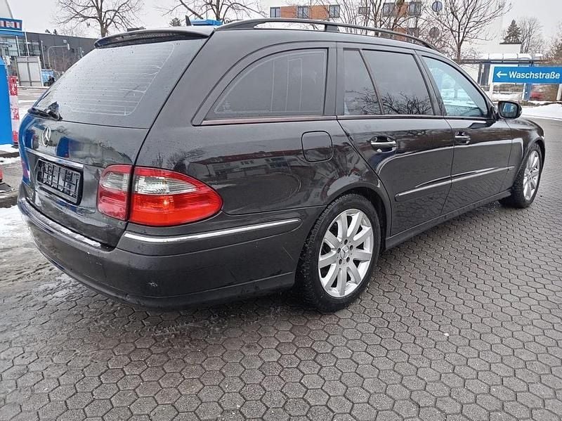 Gebraucht Mercedes E280 231 PS (169 kW) 2006 Schwarz Kombi