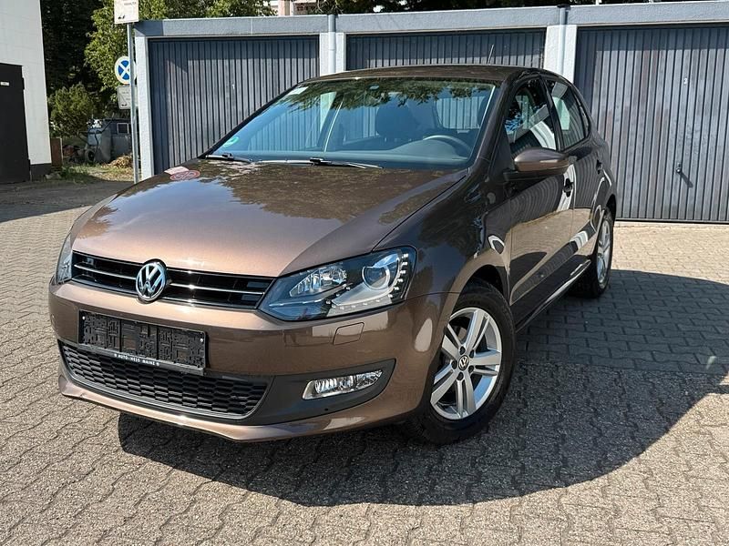 Braun Gebraucht 2014 VW Polo Kleinwagen | 10.999 € (Fairer Preis) - Bild 1/4