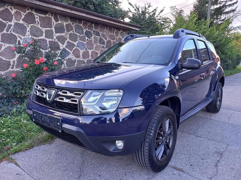 Blau Gebraucht 2016 Dacia Duster Ambiance SUV | 7.590 € (Fairer Preis) - Bild 1/4