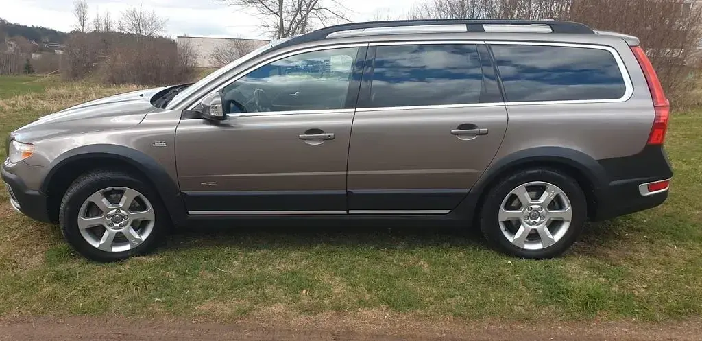 Gebraucht Volvo XC70 Summum 215 PS (158 kW) 2010 Braun Kombi