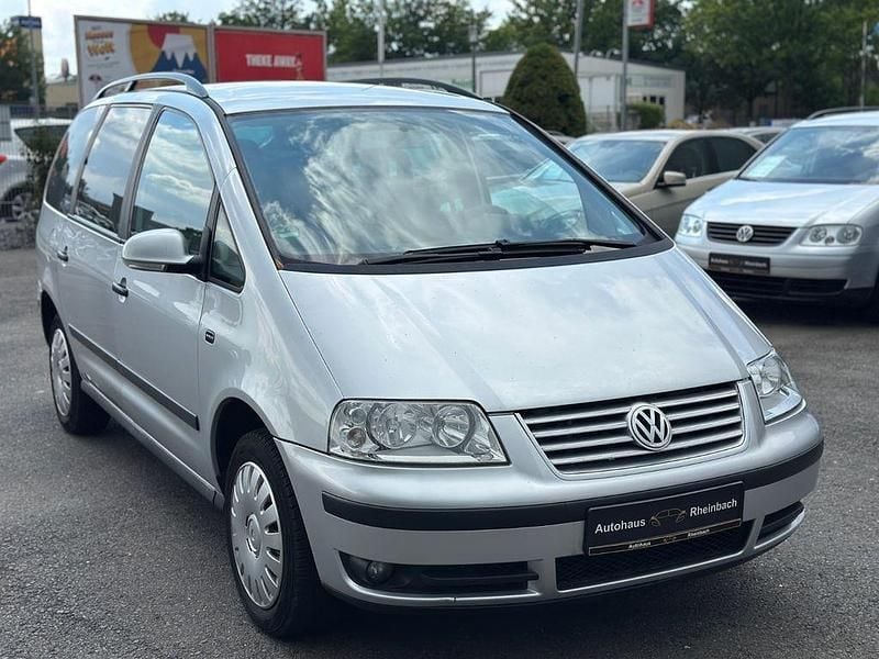 Silber Gebraucht 2006 VW Sharan Trendline Van / Kleinbus | 4.800 € (Fairer Preis) - Bild 1/4