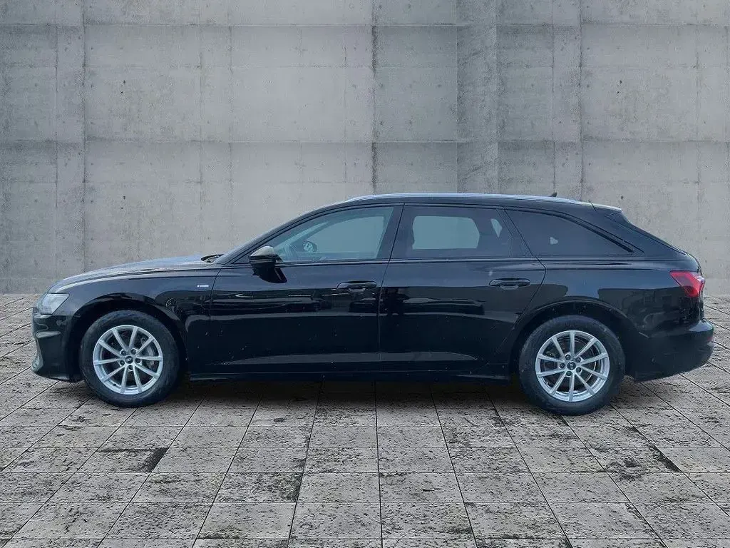 Używany Audi A6 S-Line 204 KM (150 kW) 2022 Czarny Kombi