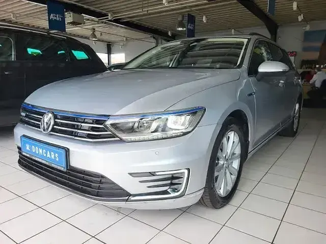Gebraucht VW Passat GTE 218 PS (160 kW) 2017 Silber Kombi
