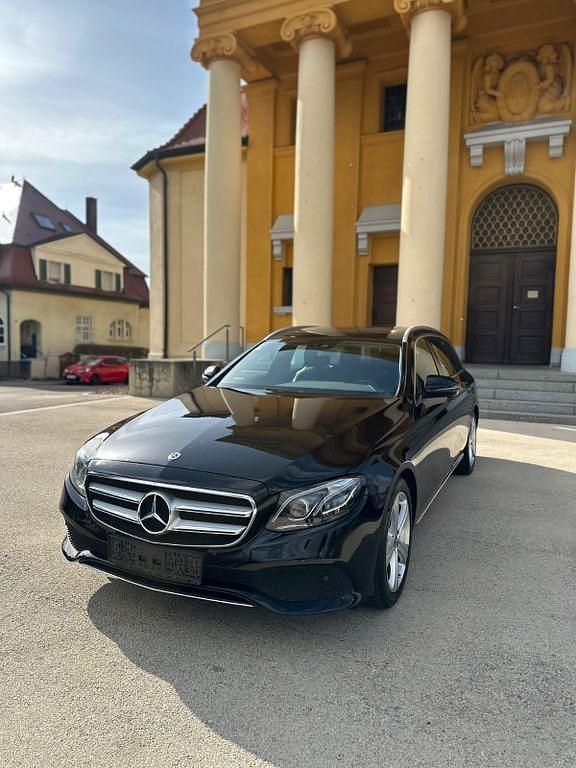 Gebraucht Mercedes E350 258 PS (189 kW) 2017 Schwarz Kombi
