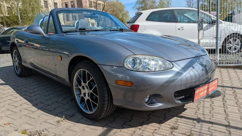 Usata Mazda MX5 110 CV (80 kW) 2004 Grigio Cabrio