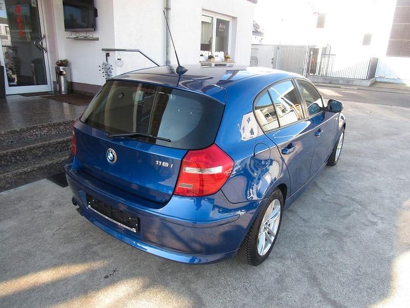 Gebraucht BMW 118 Advantage 143 PS (105 kW) 2010 Blau Kleinwagen