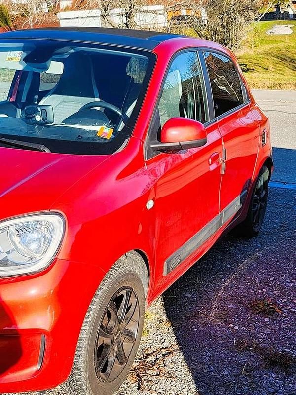 Gebraucht Renault Twingo Intens 90 PS (66 kW) 2019 Rot Kleinwagen