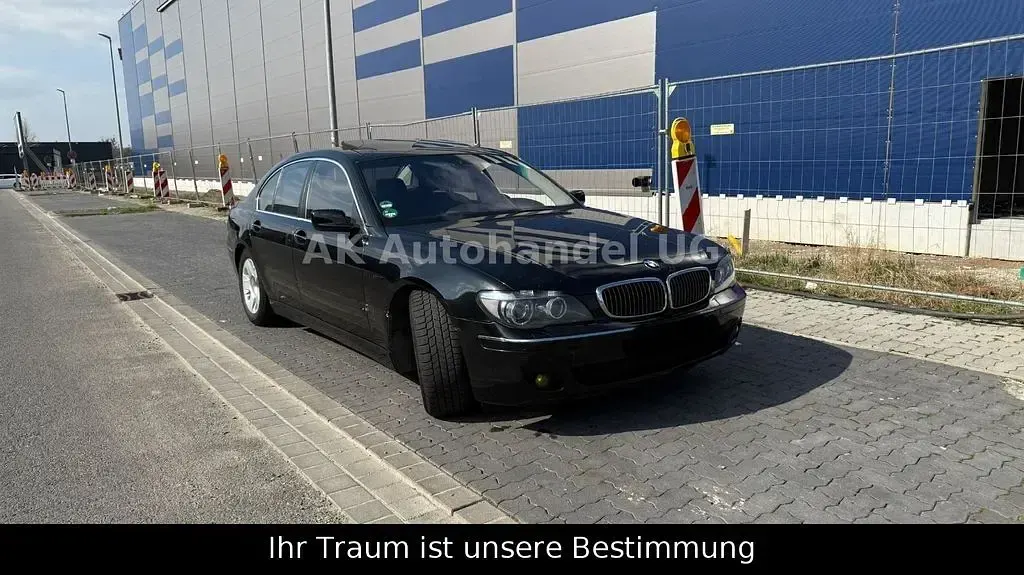 Gebraucht BMW 740 Sport Line 306 PS (225 kW) 2006 Schwarz Limousine