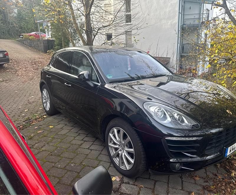 Schwarz Gebraucht 2015 Porsche Macan S SUV | 29.000 € (Fairer Preis) - Bild 1/4