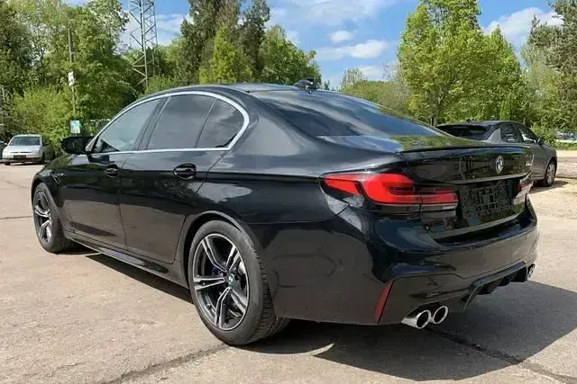 Używany BMW M5 Performance 600 KM (441 kW) 2022 Czarny Sedan/Limuzyna