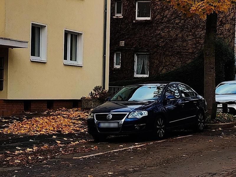 Gebraucht VW Passat 150 PS (110 kW) 2006 Blau Limousine