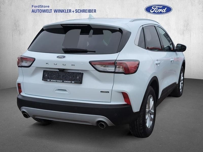Gebraucht Ford Kuga Titanium 224 PS (164 kW) 2021 Frostweiß SUV