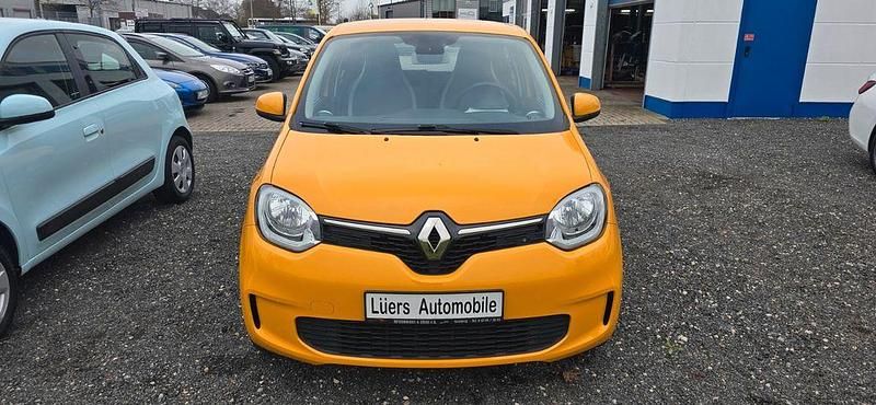 Gebraucht Renault Twingo Zen 60 kW (82 PS) 2021 Gelb Kleinwagen