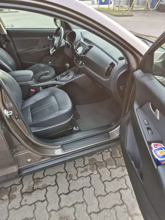 Gebraucht Kia Sportage 184 PS (135 kW) 2012 Beige SUV