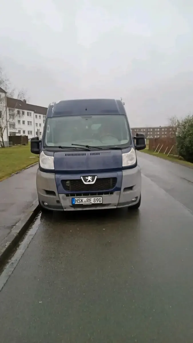 Gebraucht Peugeot Boxer 128 PS (94 kW) 2010 Blau Van