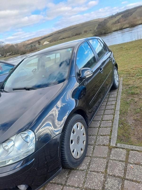 Gebraucht VW Golf V 112 PS (82 kW) 2008 Schwarz Kleinwagen