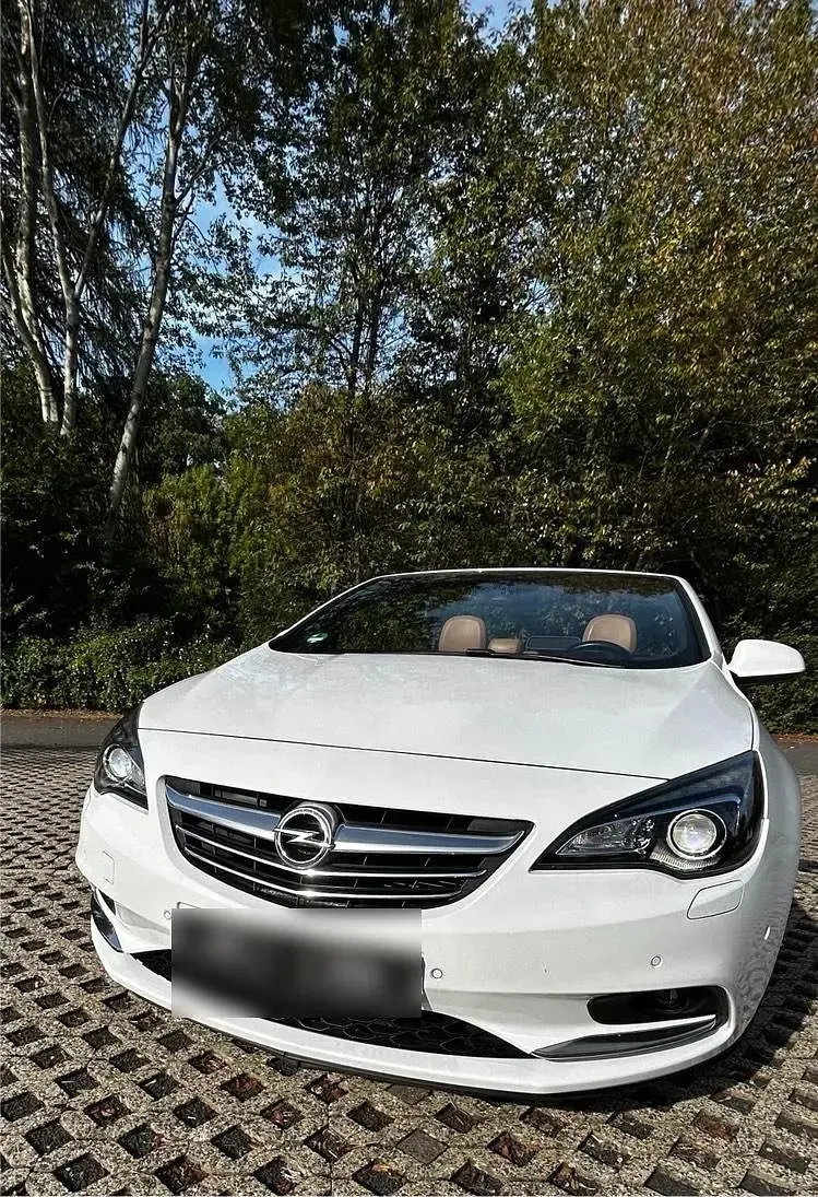 Gebraucht Opel Cascada 170 PS (125 kW) 2013 Weiß Cabrio