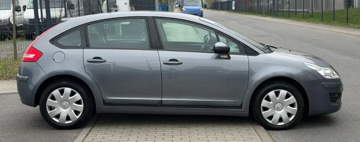 Gebraucht Citroën C4 88 PS (64 kW) 2010 Grau Limousine