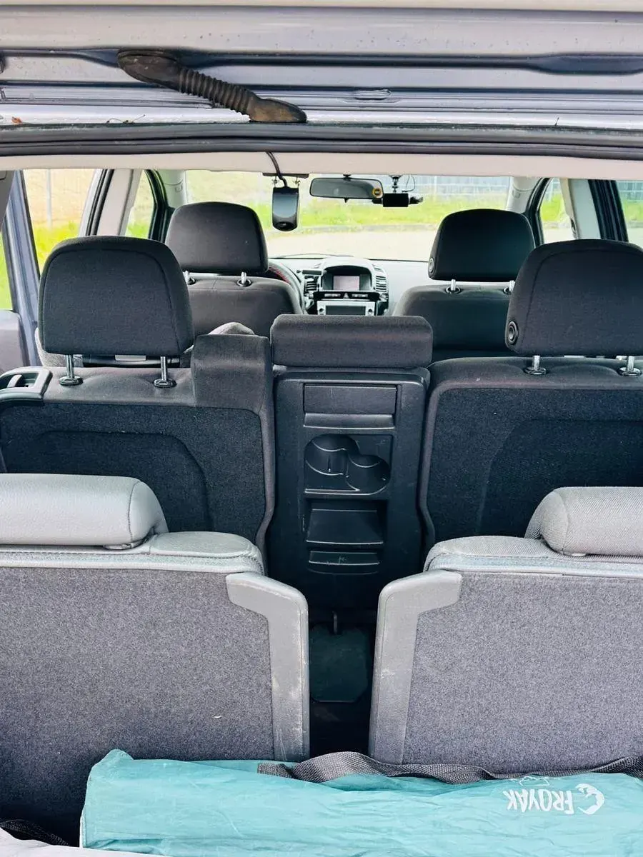 Gebraucht Opel Zafira Sport 150 PS (110 kW) 2010 Rot Van / Kleinbus