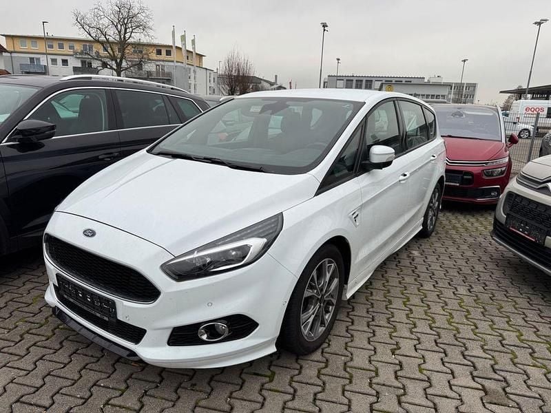 Weiß Gebraucht 2018 Ford S-MAX ST-Line Van / Kleinbus | 15.800 € (Guter Preis) - Bild 1/4