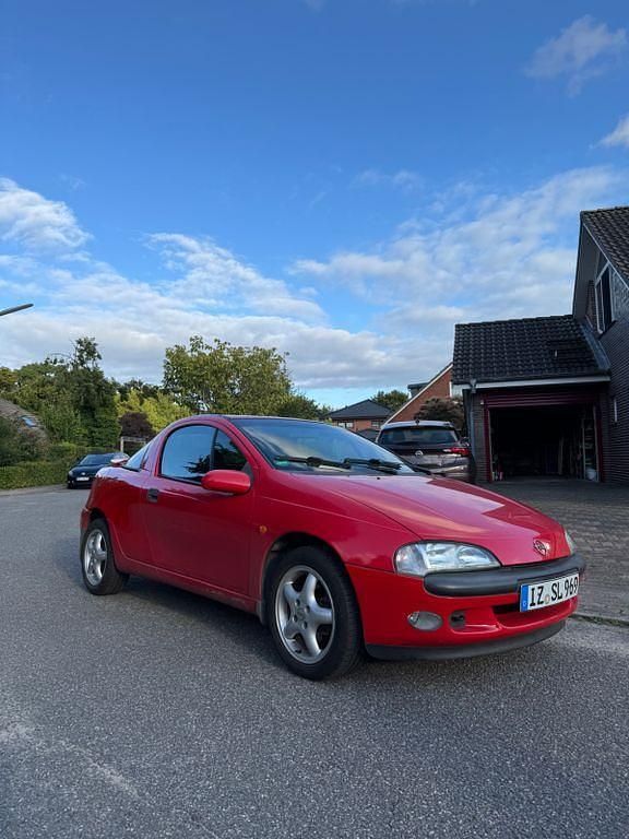 Rot Gebraucht 1995 Opel Tigra Coupé | 1.999 € - Bild 1/4