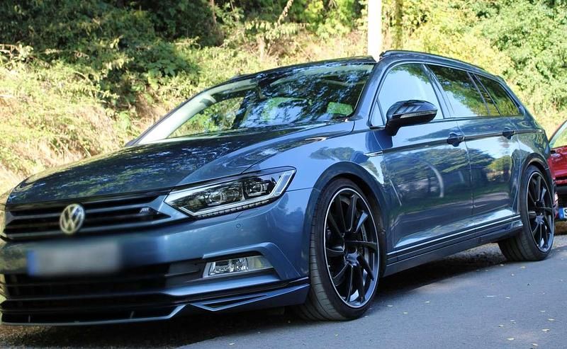 Gebraucht VW Passat Highline 239 PS (175 kW) 2015 Blau Kombi