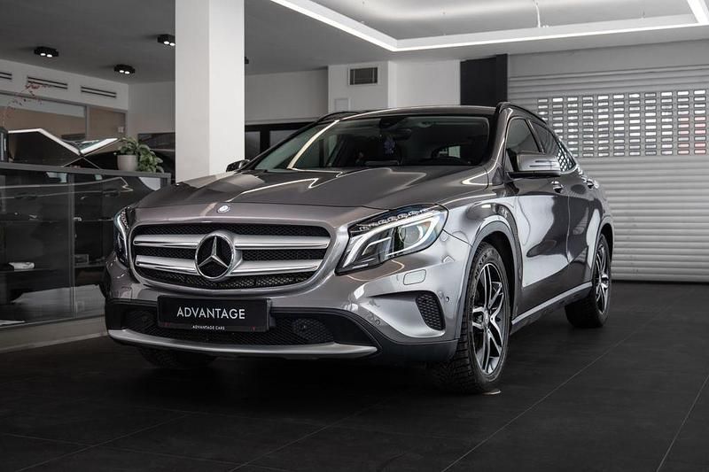 Gebraucht Mercedes GLA220 177 PS (130 kW) 2016 Grau SUV