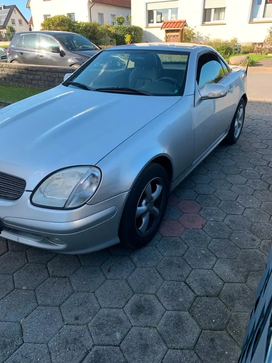 Gebraucht Mercedes SLK200 169 PS (124 kW) 2002 Silber Cabrio
