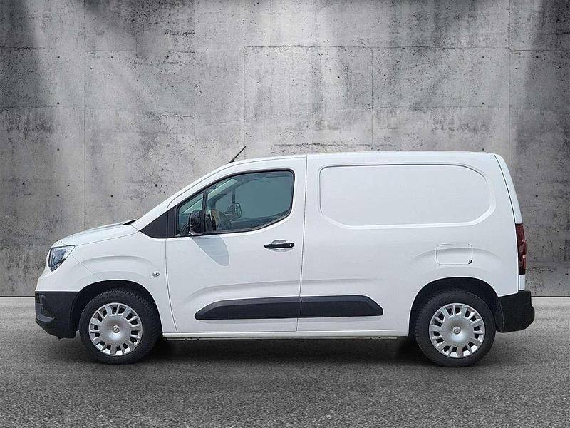 Gebraucht Opel Combo Edition 131 PS (96 kW) 2022 Weiß Van / Kleinbus