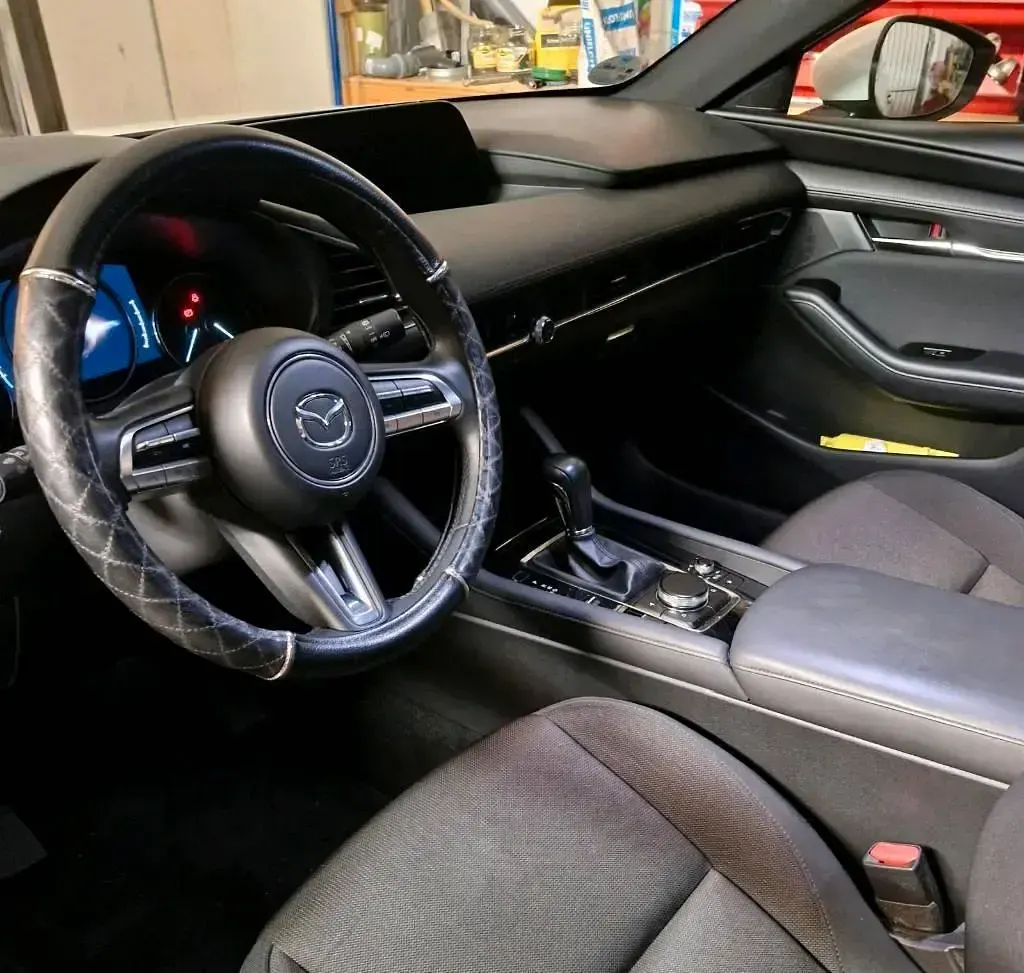 Gebraucht Mazda 3 122 PS (89 kW) 2019 Weiß Limousine